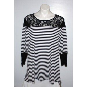 CHICO'S Women's Black & White Striped Top Size 2 L